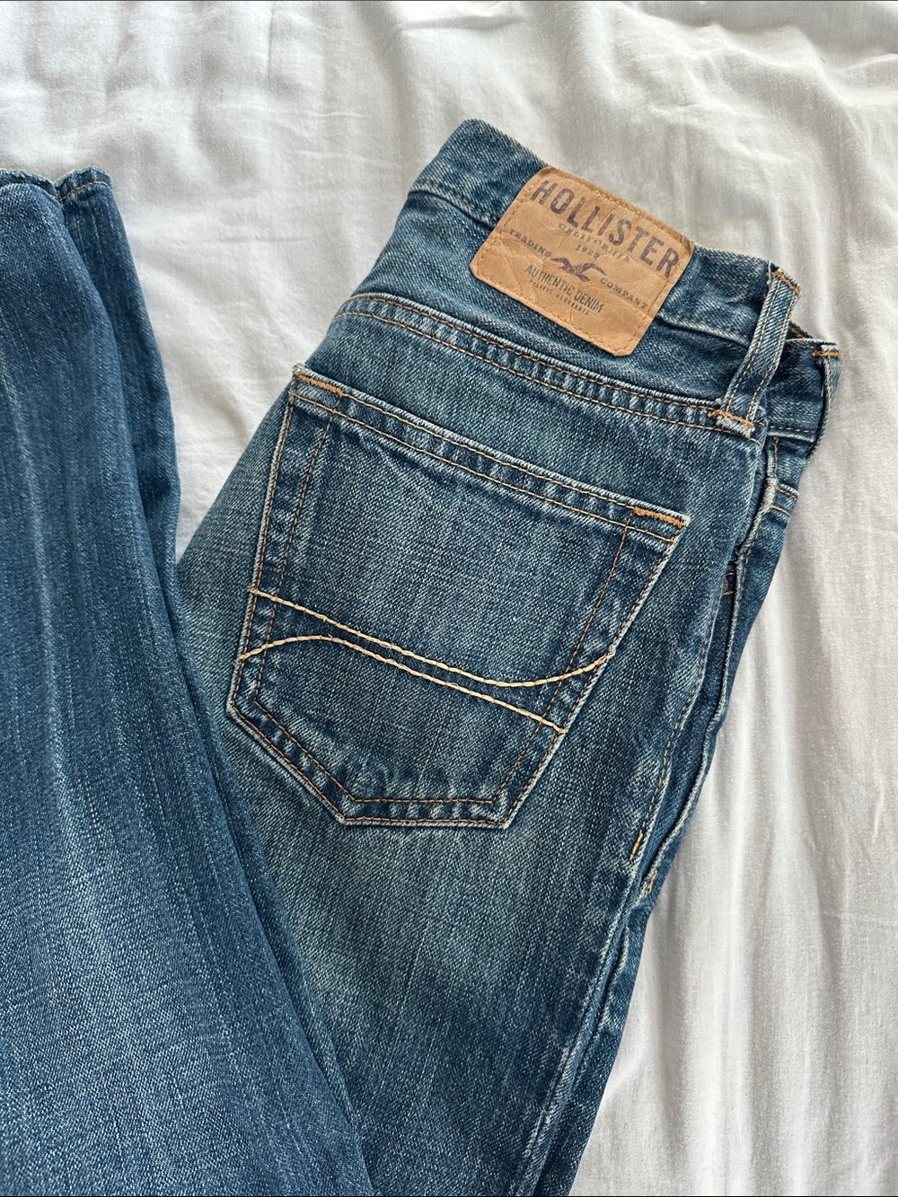 Insane Y2K Hollister Dark Wash Jeans 2007 - Picture 3 of 16